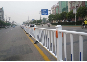乌海市市政道路护栏工程